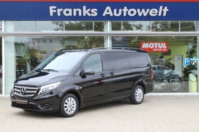 Schwarz metallic Gebraucht 2019 Mercedes Vito Edition Van | 38.450 € - Bild 1/4