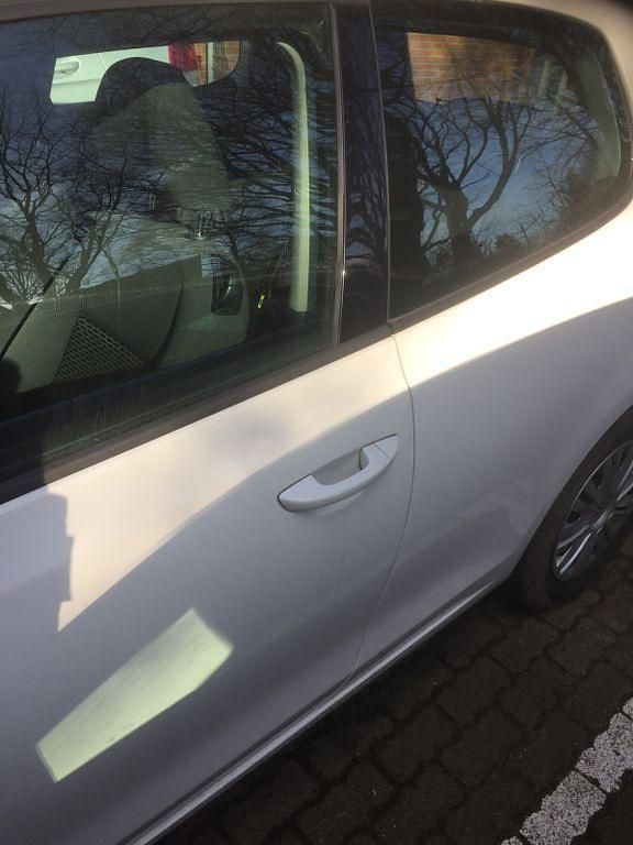 Gebraucht VW Golf VI Style 86 PS (63 kW) 2011 Weiß Kleinwagen