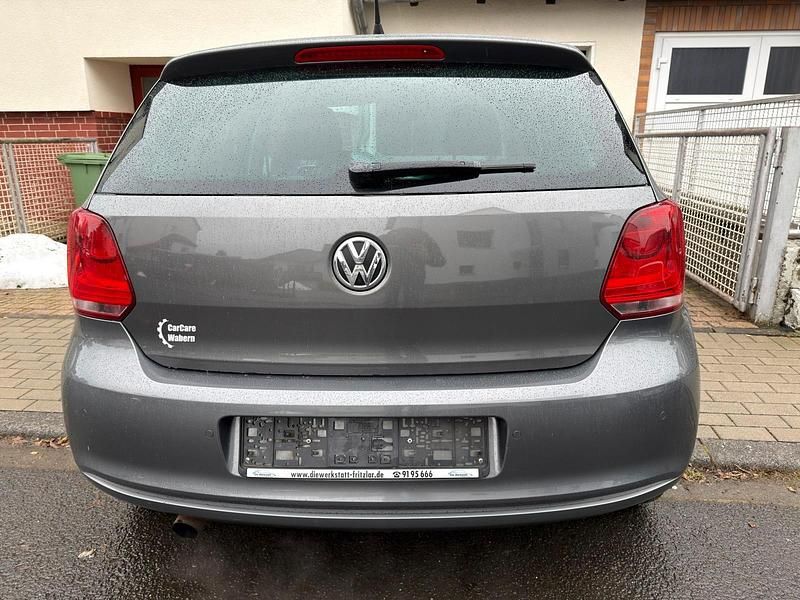 Gebraucht VW Polo Style 105 PS (77 kW) 2011 Grau Kleinwagen