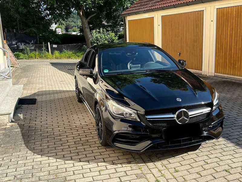 Gebraucht 2018 Mercedes CLA45 AMG AMG Coupé | 34.500 € (Guter Preis) - Bild 1/4