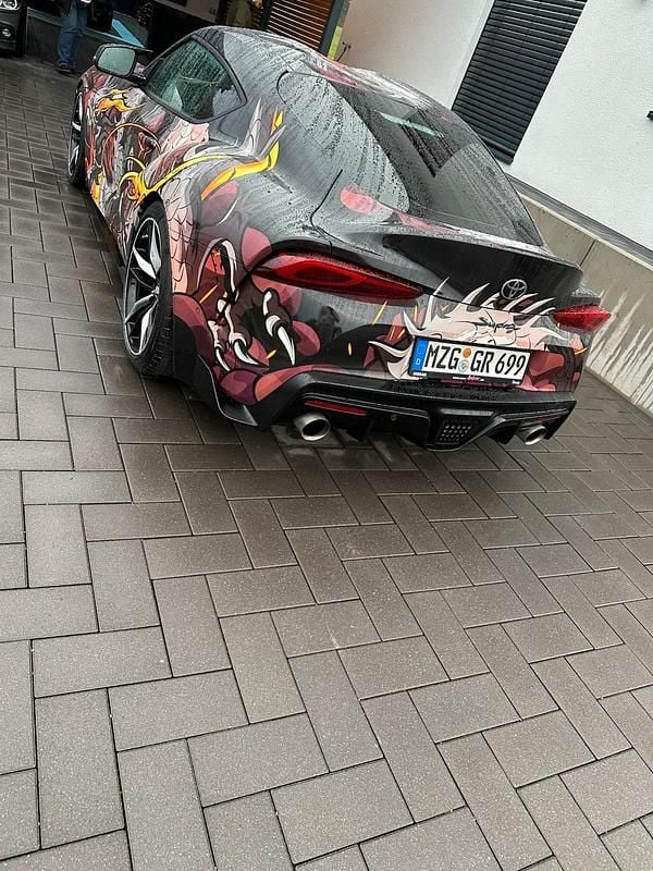 Schwarz Gebraucht 2022 Toyota Supra Premium Coupé | 55.500 € (Fairer Preis) - Bild 1/4