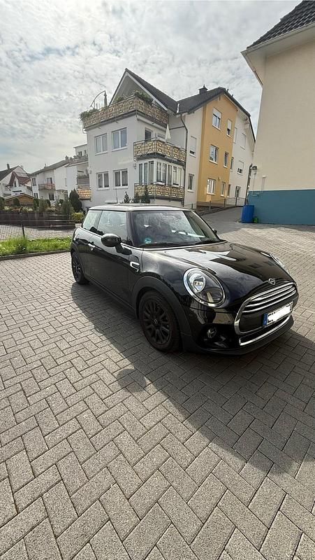 Gebraucht Mini ONE 102 PS (75 kW) 2020 Schwarz Kleinwagen