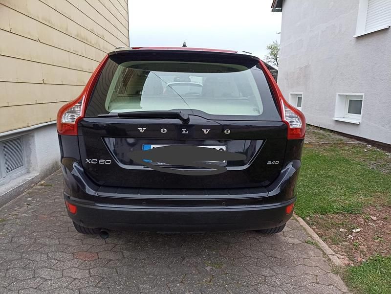 Gebraucht Volvo XC60 175 PS (128 kW) 2010 Schwarz SUV