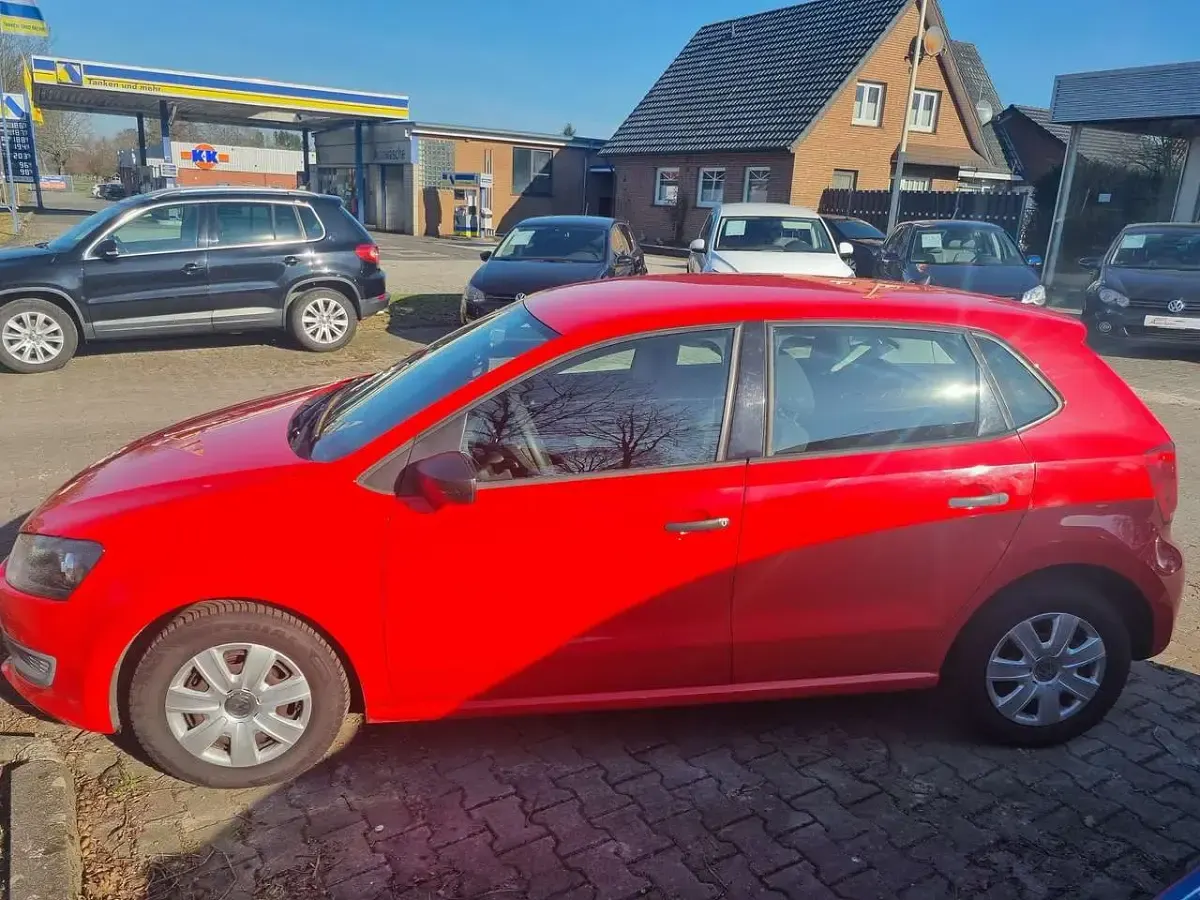 Gebraucht VW Polo Trendline 60 PS (44 kW) 2010 Rot Kleinwagen