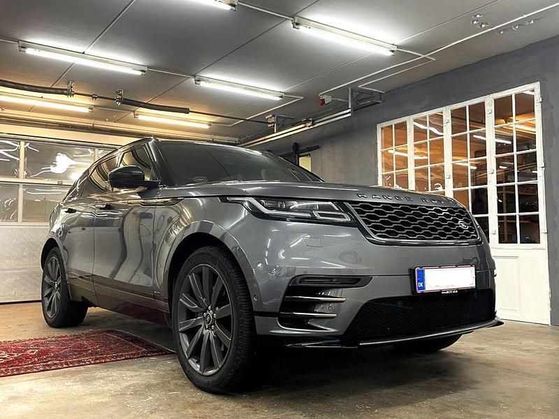 Grau Gebraucht 2017 Land Rover Range Rover Velar R-Dynamic SUV | 29.999 € (Etwas zu teuer) - Bild 1/4