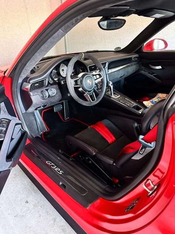 Rot Gebraucht 2016 Porsche 911 GT3 RS Coupé | 199.500 € (Teuer) - Bild 1/4