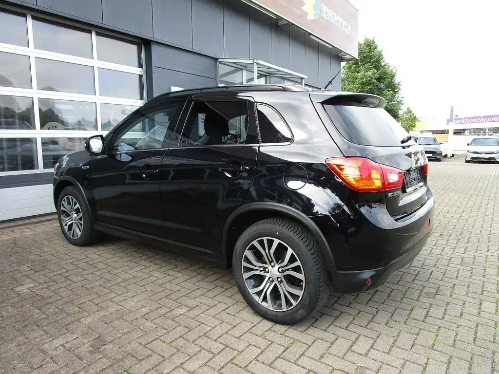 Gebraucht Mitsubishi ASX Diamant Edition 150 PS (110 kW) 2016 Schwarz SUV