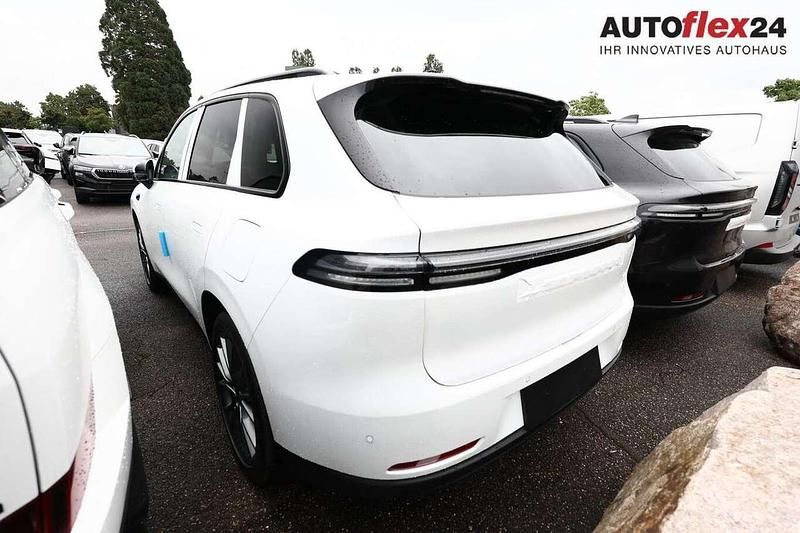 Neu Leapmotor C10 439 kW (598 PS) 2026 Pearly white SUV