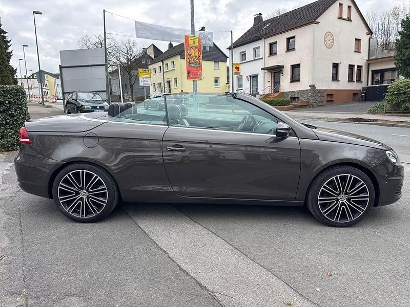 Gebraucht VW Eos Exclusive 211 PS (155 kW) 2012 Schwarz Cabrio