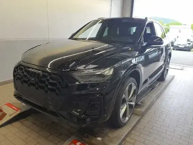 Gebraucht Audi Q5 Edition .1 204 PS (150 kW) 2021 Schwarz SUV