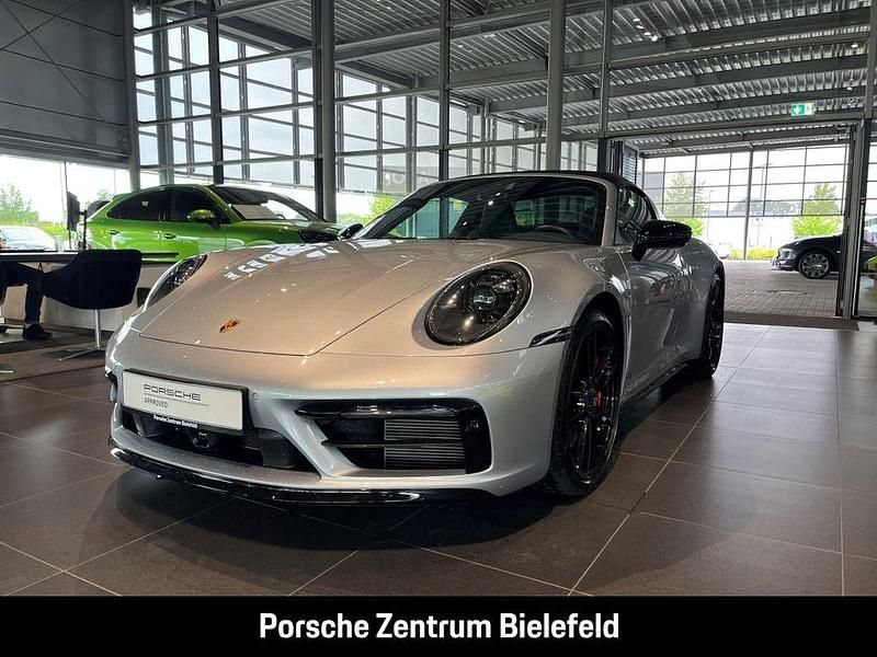 Dolomitsilbermetallic Gebraucht 2022 Porsche 911 Targa 4 Cabrio | 159.800 € (Fairer Preis) - Bild 1/4