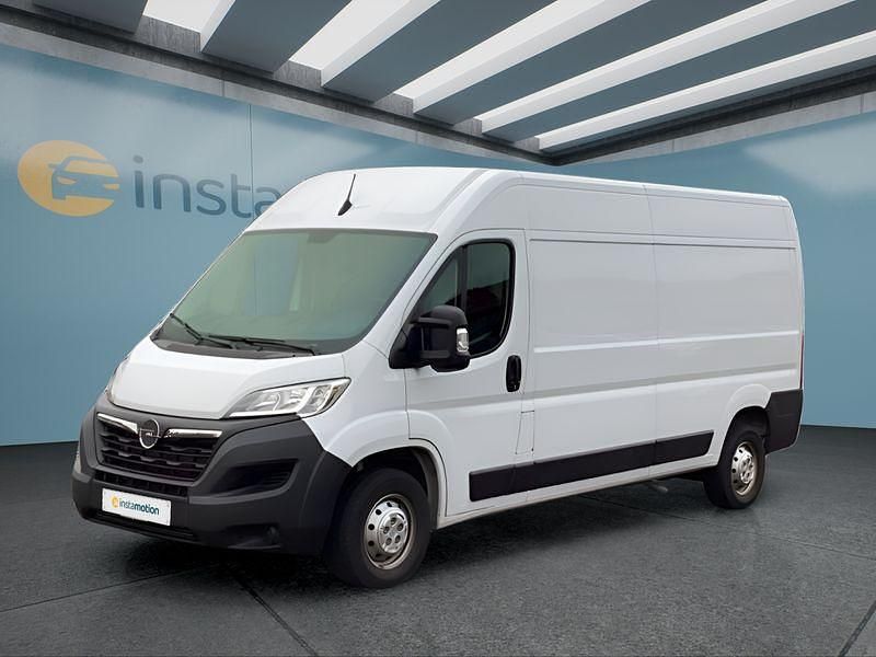 Weiß Gebraucht 2024 Opel Movano Limousine | 24.399 € (Guter Preis) - Bild 1/4