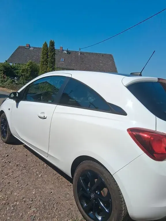 Gebraucht Opel Corsa 90 PS (66 kW) 2017 Weiß Kleinwagen