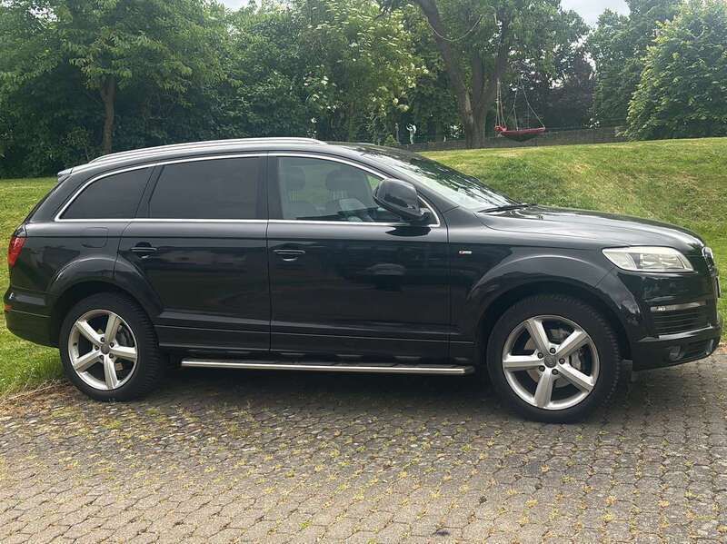 Schwarz Gebraucht 2007 Audi Q7 SUV | 11.000 € (Fairer Preis) - Bild 1/4
