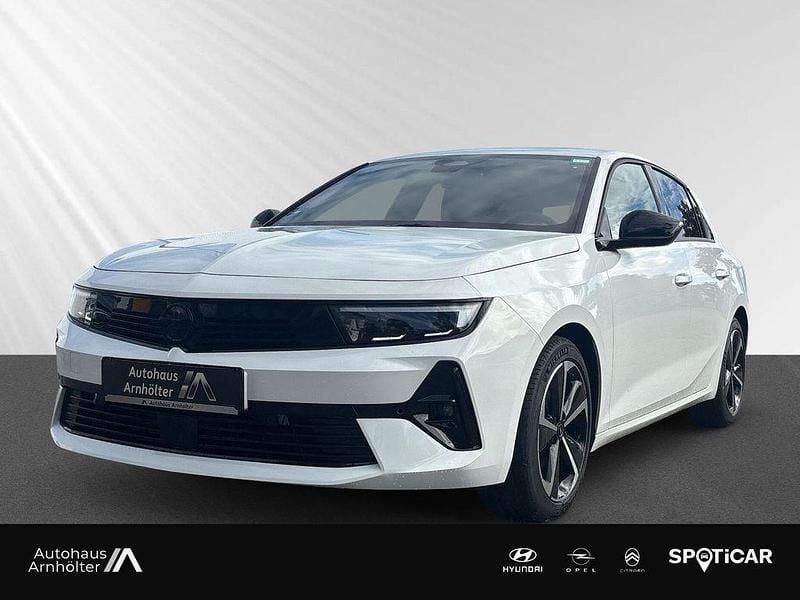 Weiß Gebraucht 2024 Opel Astra S Limousine | 22.270 € (Superpreis) - Bild 1/4