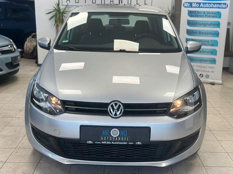 Silber Gebraucht 2010 VW Polo Comfortline Kleinwagen | 2.999 € (Superpreis) - Bild 1/4