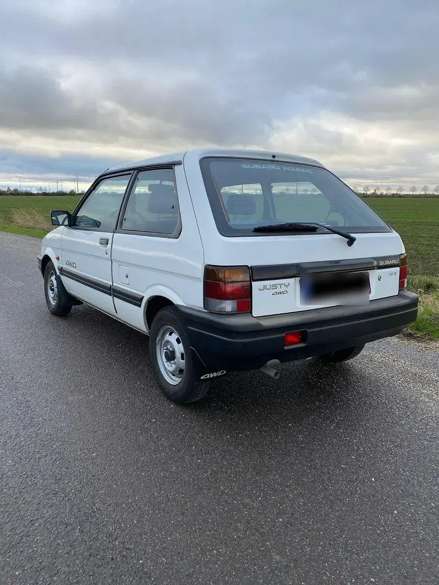 Gebraucht Subaru Justy 50 PS (36 kW) 1992 Weiß Kleinwagen