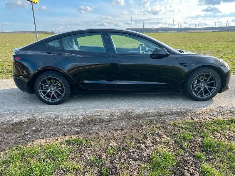 Gebraucht Tesla Model 3 Standard Range Plus 235 kW (320 PS) 2021 Schwarz Limousine