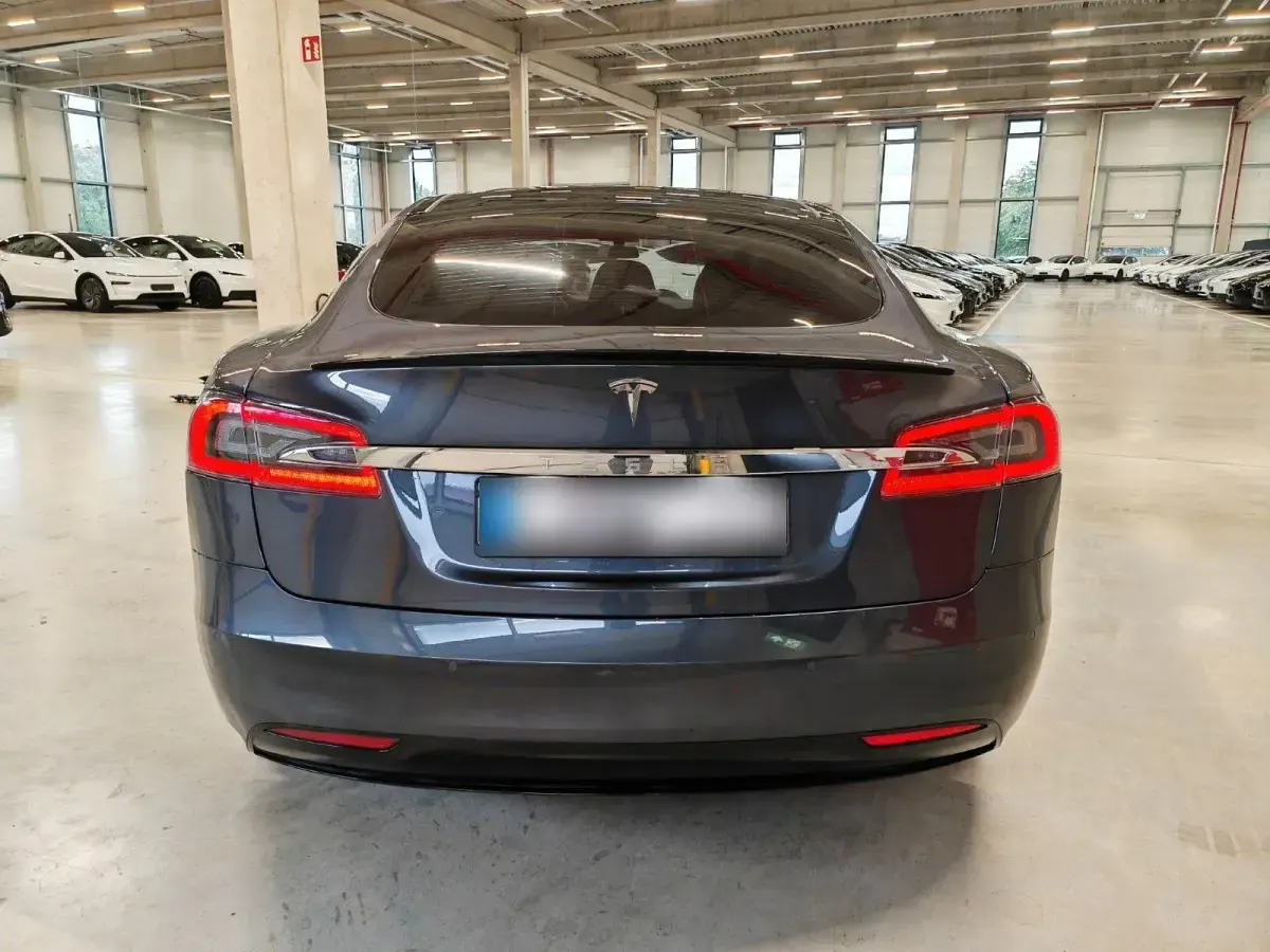 Gebraucht Tesla Model S 386 kW (525 PS) 2018 Grau Kleinwagen