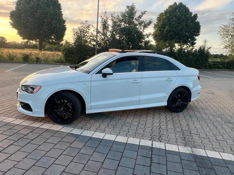 Weiß Gebraucht 2014 Audi A3 S-Line Limousine | 16.500 € - Bild 1/4