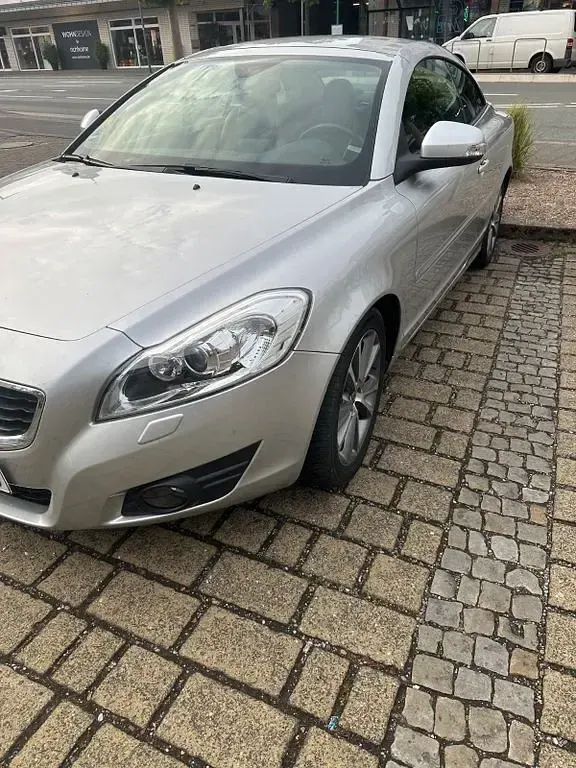 Gebraucht Volvo C70 136 PS (100 kW) 2010 Silber Cabrio