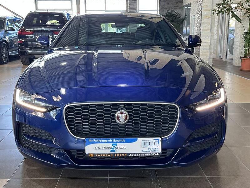 Gebraucht Jaguar XE S 204 PS (150 kW) 2021 Blau Limousine