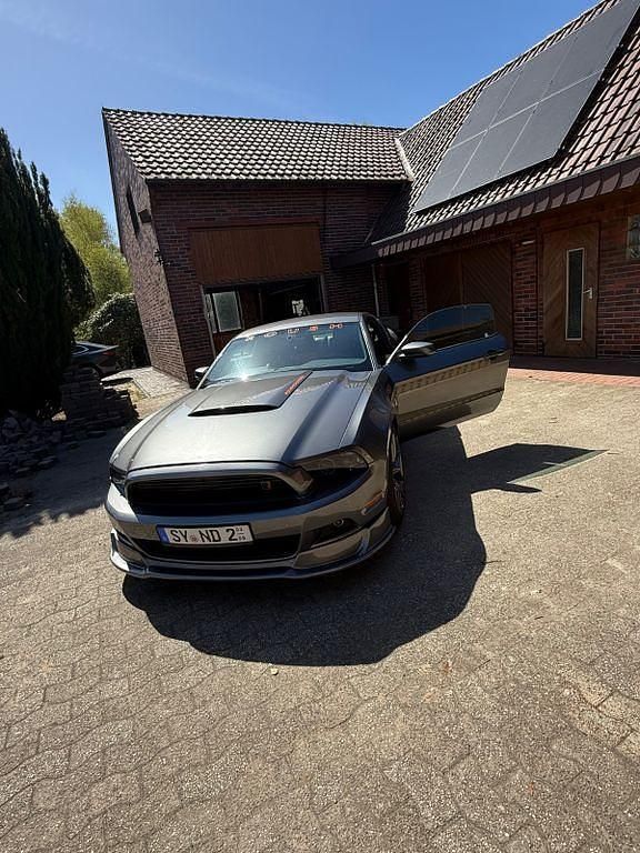 Second-hand Ford Mustang 309 CP (227 kW) 2014 Gri