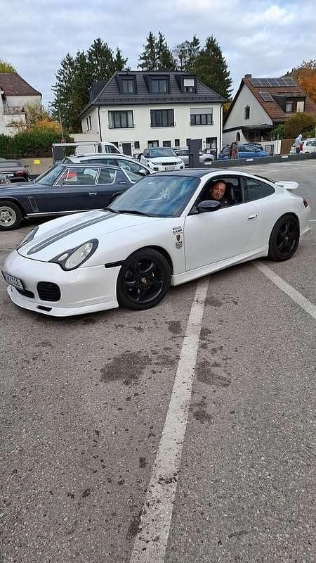 Gebraucht Porsche 911 Carrera 320 PS (235 kW) 2002 Weiß Cabrio