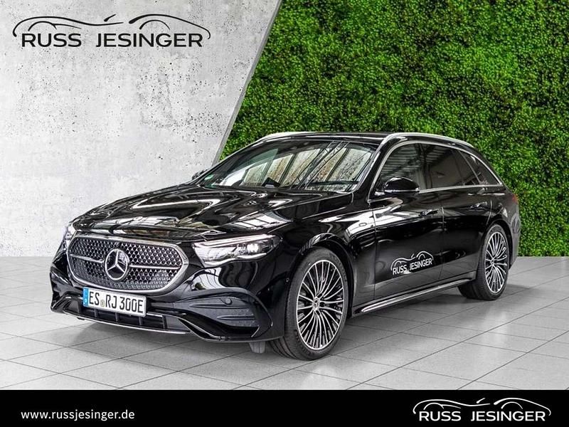 Gebraucht Mercedes E300 AMG 313 PS (230 kW) 2025 Unilack schwarz Kombi