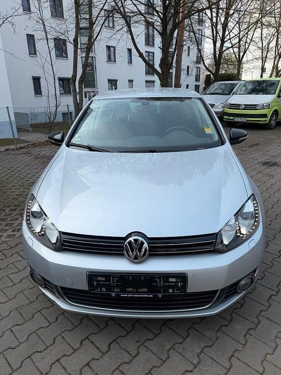 Gebraucht VW Golf VI Style 105 PS (77 kW) 2011 Silber Kleinwagen