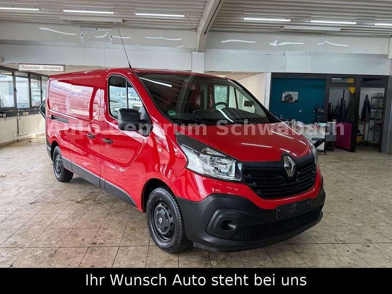 Gebraucht Renault Trafic Komfort 125 PS (91 kW) 2016 Rot Van / Kleinbus