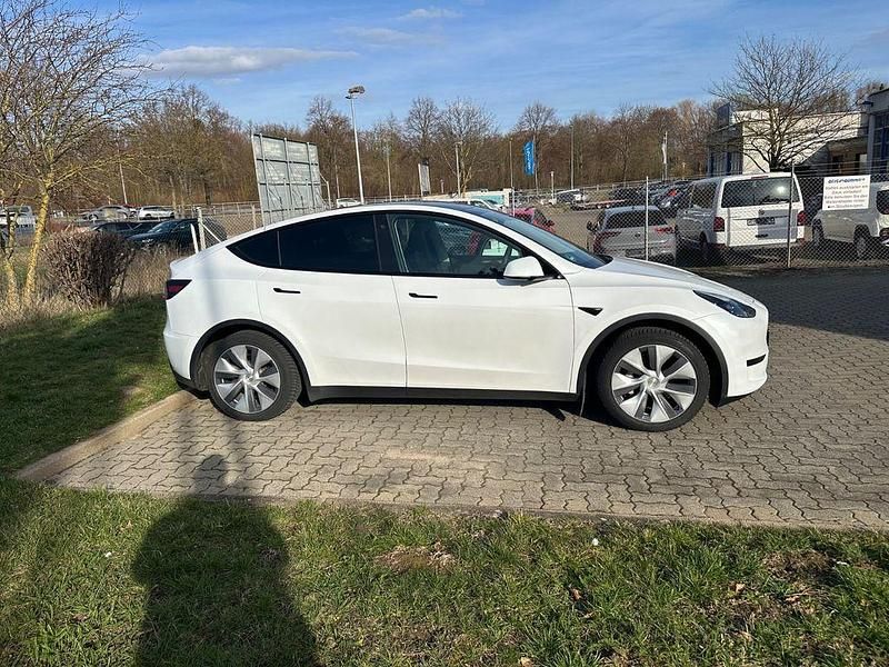 Gebraucht Tesla Model Y 219 kW (299 PS) 2023 Weiß SUV