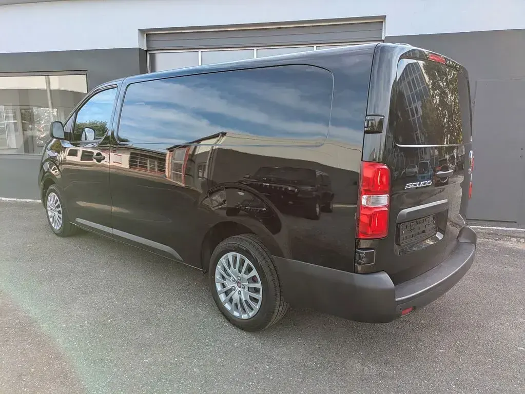 Gebraucht Fiat Scudo 144 PS (105 kW) 2022 Schwarz Van