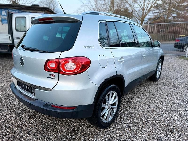 Gebraucht VW Tiguan Team 150 PS (110 kW) 2010 Grau SUV