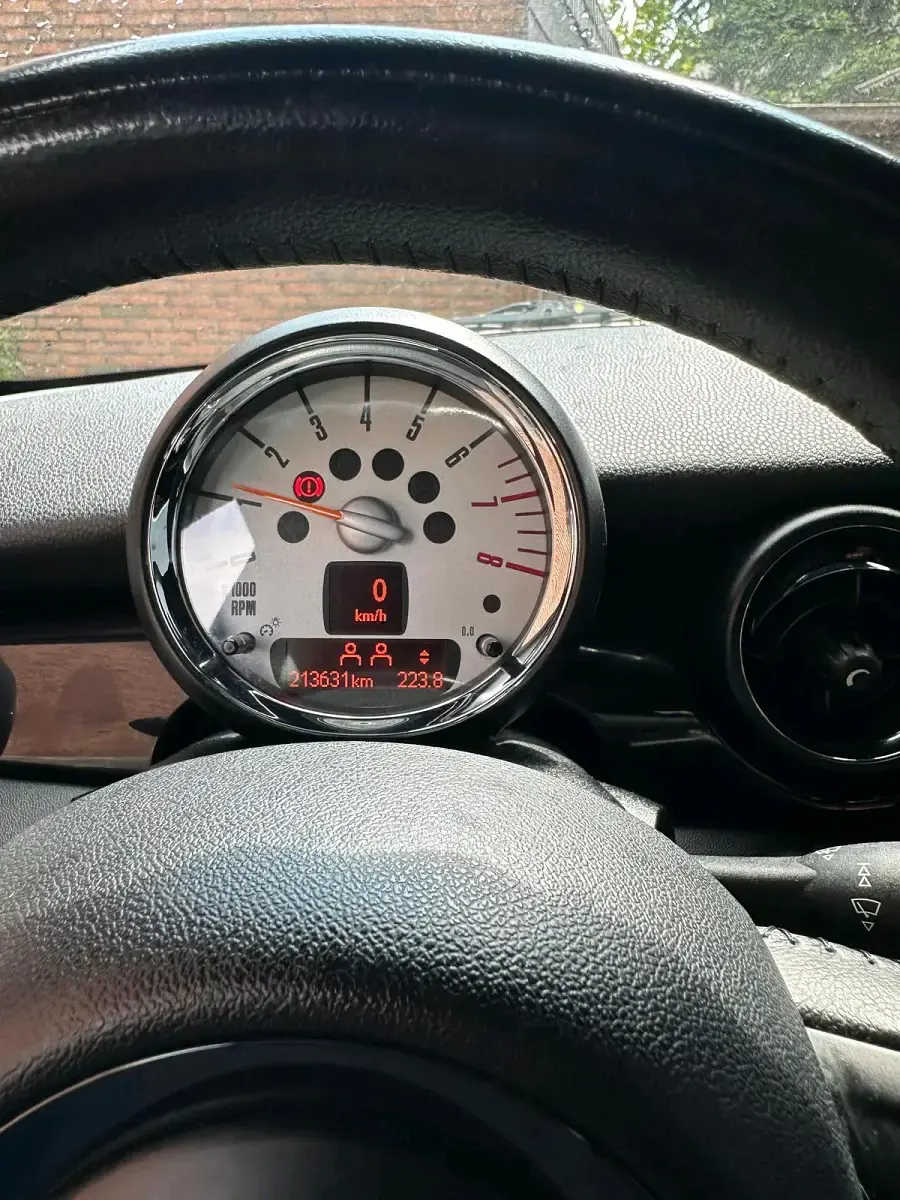 Gebraucht Mini Cooper 122 PS (89 kW) 2010 Orange Kleinwagen