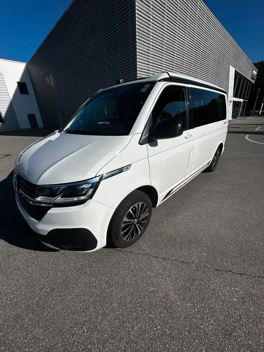 Gebraucht VW California Beach 150 PS (110 kW) 2021 Weiß Van