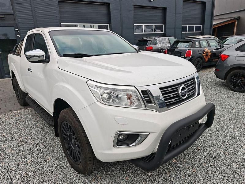 Gebraucht Nissan Navara Acenta 163 PS (119 kW) 2017 Weiß Pickup