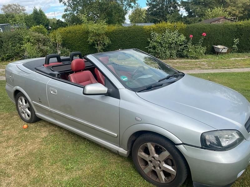 Silber Gebraucht 2003 Opel Astra Cabriolet Cabrio | 2.950 € (Etwas zu teuer) - Bild 1/4