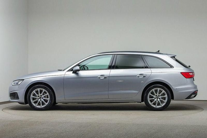 Gebraucht Audi A4 Ambiente 204 PS (150 kW) 2023 Florettsilber metallic (metallic) Kombi