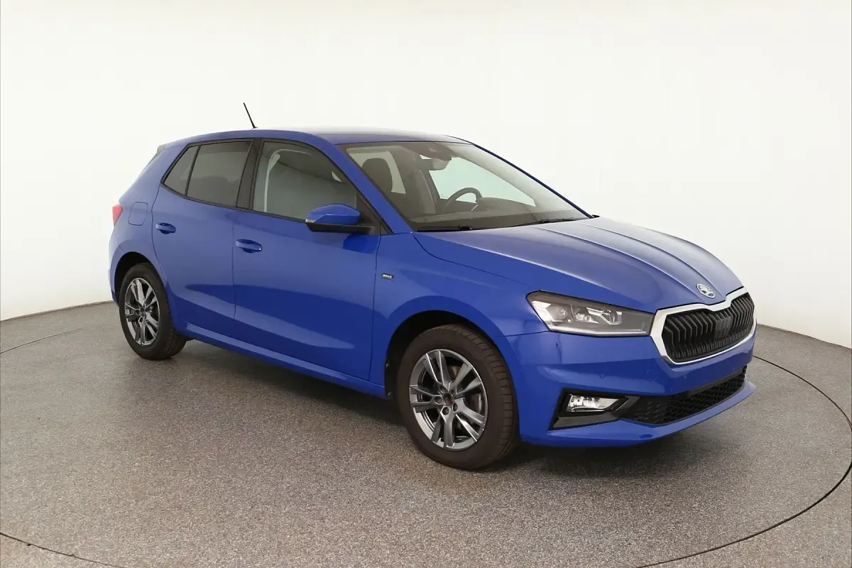 Gebraucht Skoda Fabia Drive 116 PS (85 kW) 2024 Modra energy/energy blue Kleinwagen