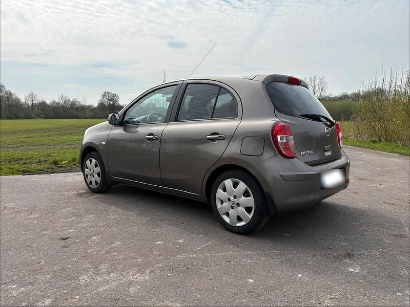 Gebraucht Nissan Micra 80 PS (58 kW) 2013 Grau Kleinwagen