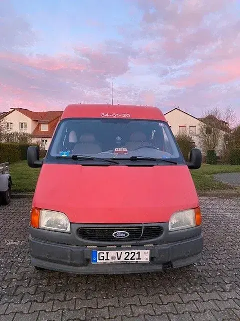 Gebraucht Ford Transit 76 PS (55 kW) 1998 Rot Van