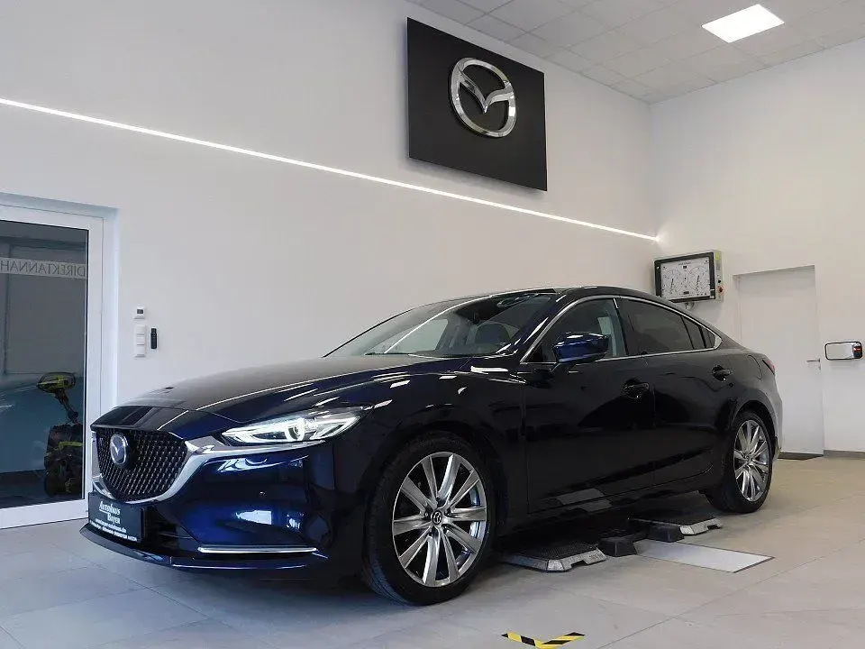 Używany Mazda 6 Sky 194 KM (142 kW) 2022 Niebieski Sedan/Limuzyna
