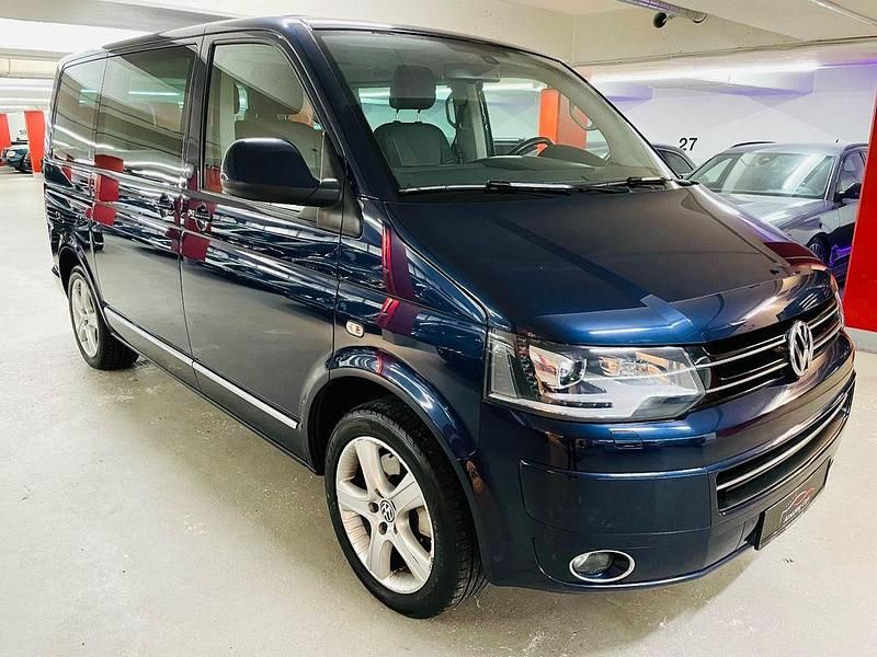 Gebraucht VW T5 Highline 179 PS (131 kW) 2015 Blau Van