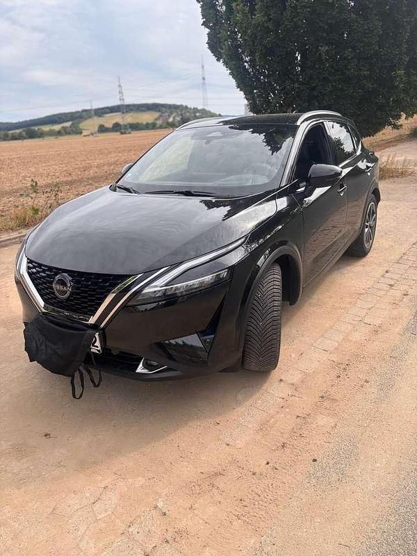 Gebraucht 2024 Nissan Qashqai Tekna SUV | 35.000 € (Teuer) - Bild 1/4