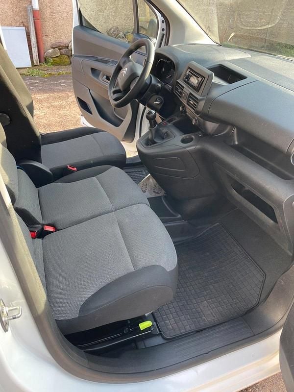 Gebraucht Citroën Berlingo 75 PS (55 kW) 2019 Weiß Van / Kleinbus