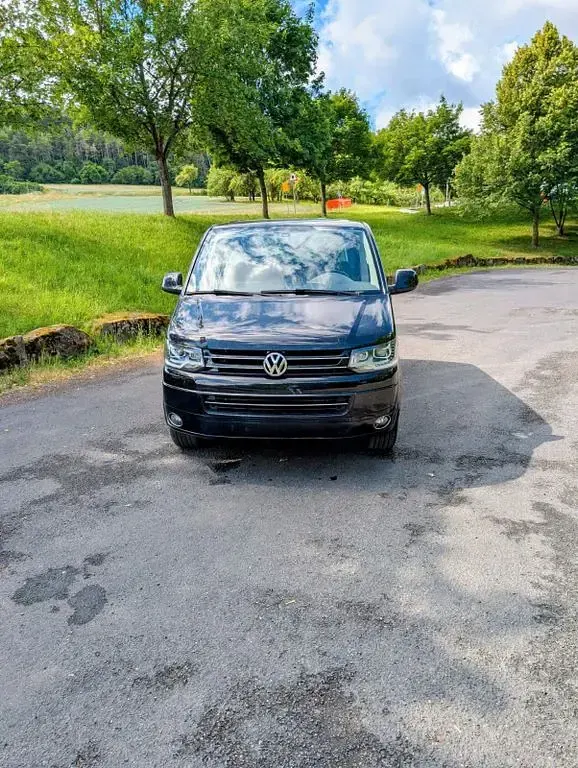Gebraucht VW Multivan 179 PS (131 kW) 2015 Schwarz Van / Kleinbus