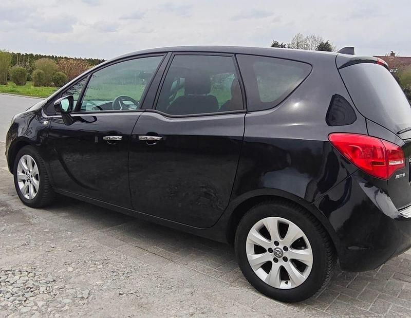 Gebraucht Opel Meriva Edition 101 PS (74 kW) 2011 Schwarz Van / Kleinbus