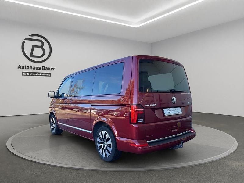 Używany VW T6.1 199 KM (146 kW) 2020 Czerwony Van