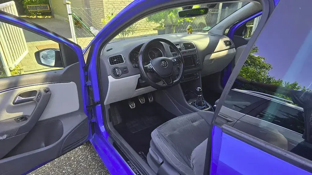 Gebraucht VW Polo 110 PS (80 kW) 2014 Blau Kleinwagen